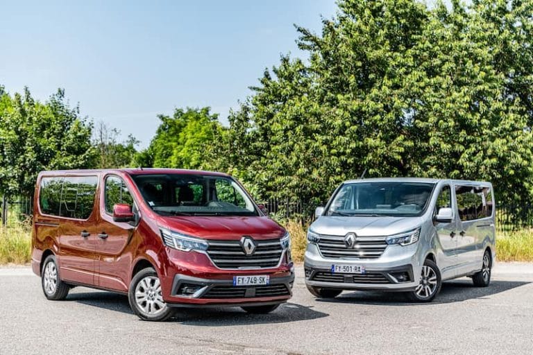 Renault Panelvan Araç İçi Kaplama